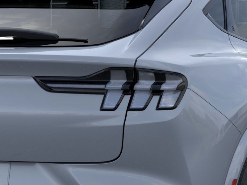 2025 Ford Mustang Mach-E Premium photo 18