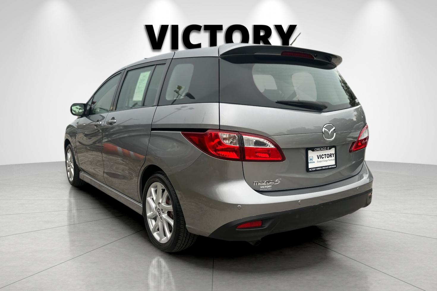 2015 Mazda Mazda5 Touring photo 4