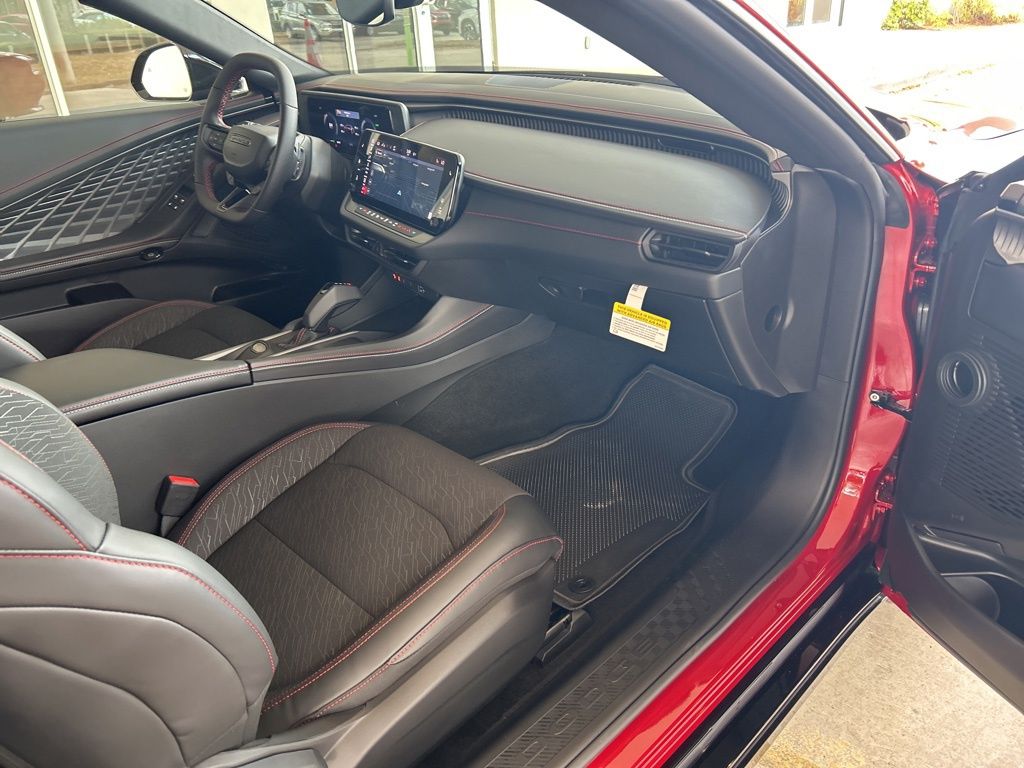 2025 Dodge Charger R/T photo 23