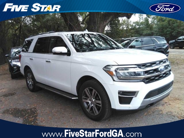 2023 Ford Expedition Limited's photo