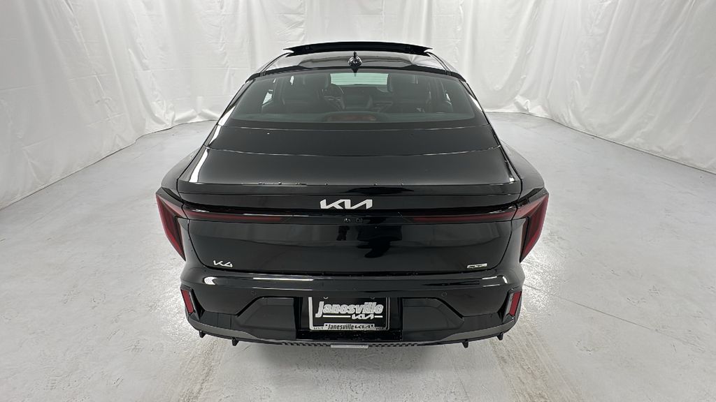 2025 Kia K4 GT-Line Turbo photo 4
