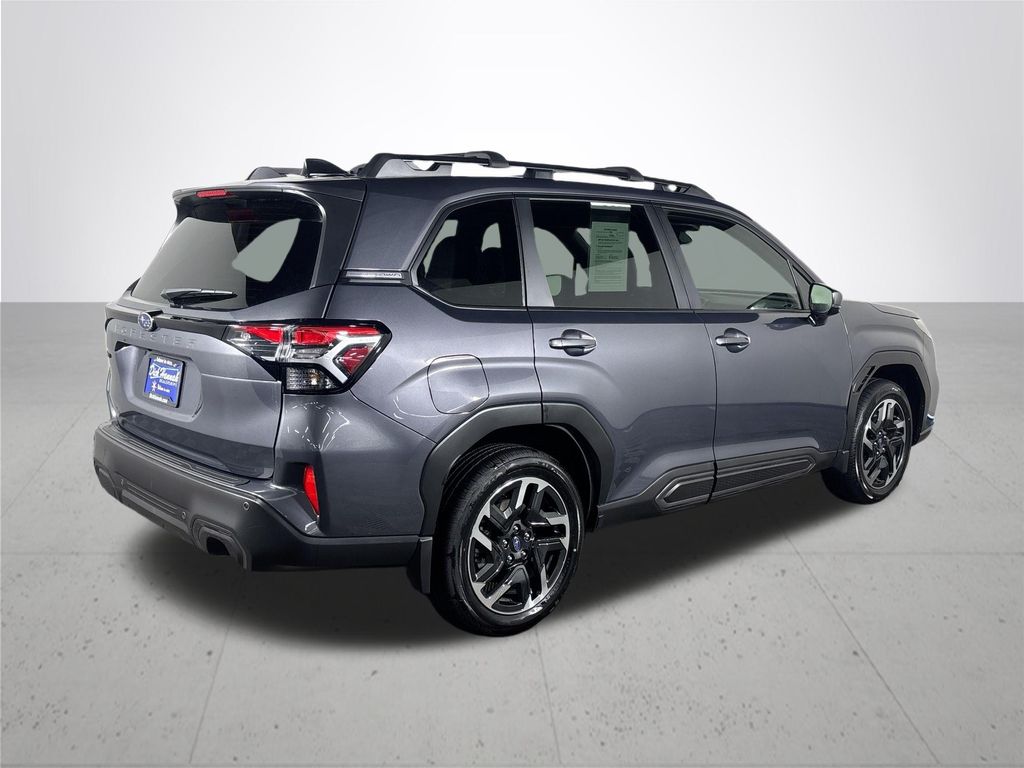 2025 Subaru Forester Limited photo 6