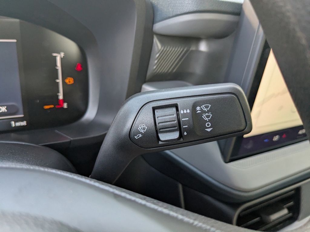 2025 Ford Maverick XL photo 28