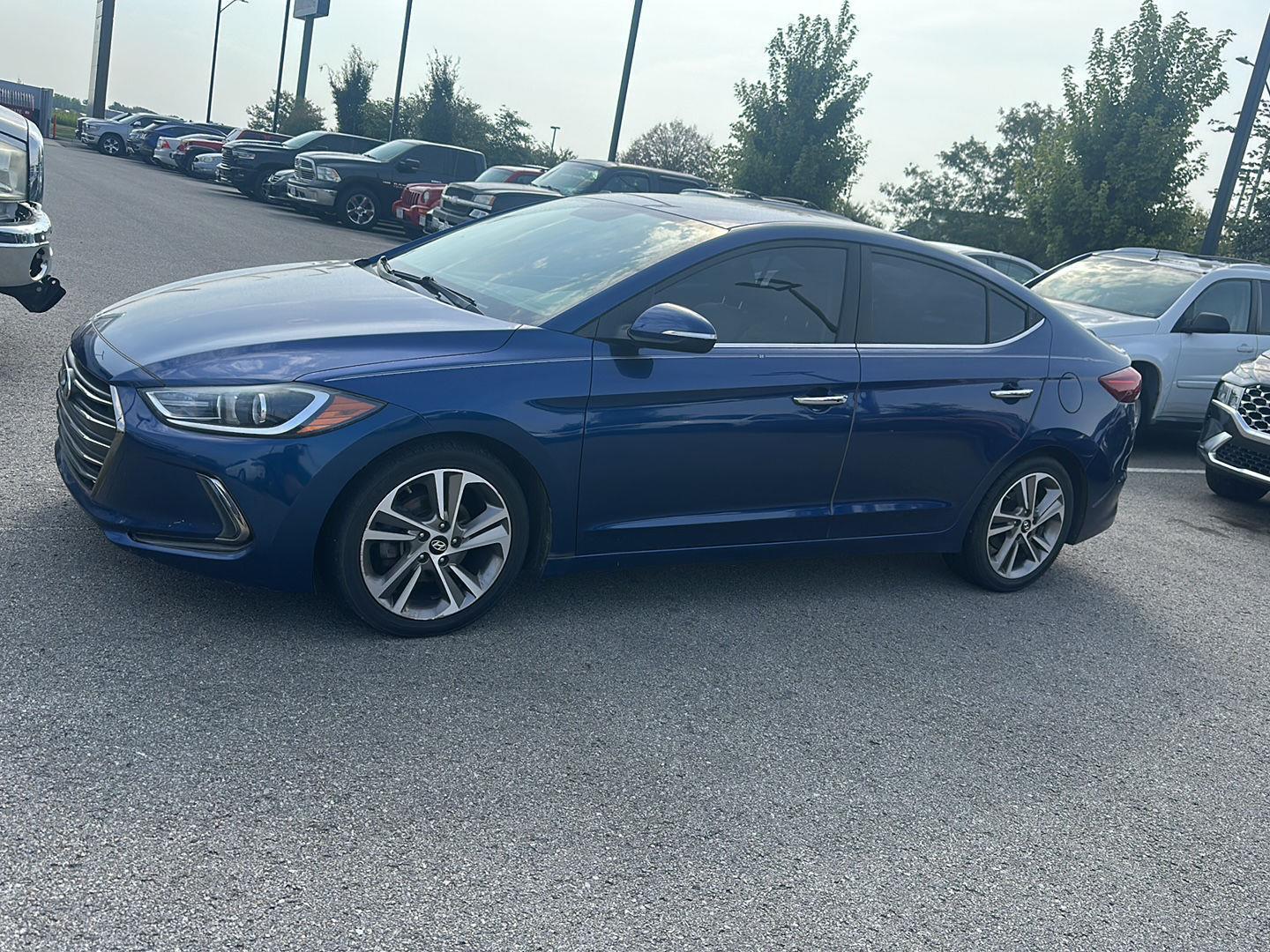 Used 2017 Hyundai Elantra Limited with VIN 5NPD84LF8HH206098 for sale in Kansas City