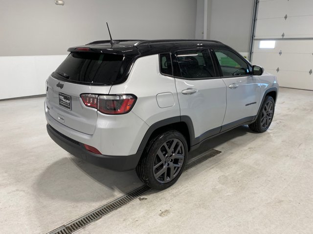 2026 Jeep Compass Limited Altitude photo 4