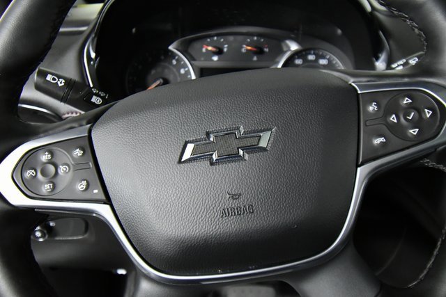 2023 Chevrolet Traverse RS photo 2