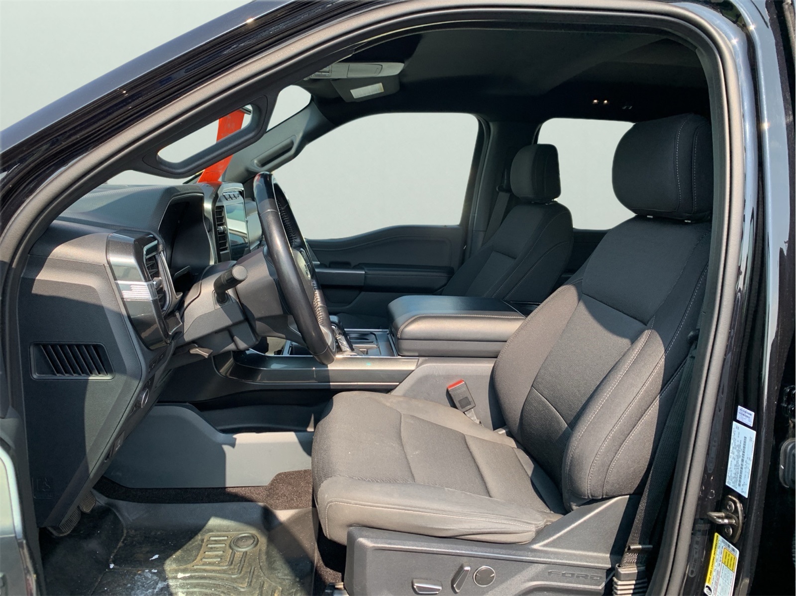 2021 Ford F-150 XLT photo 10