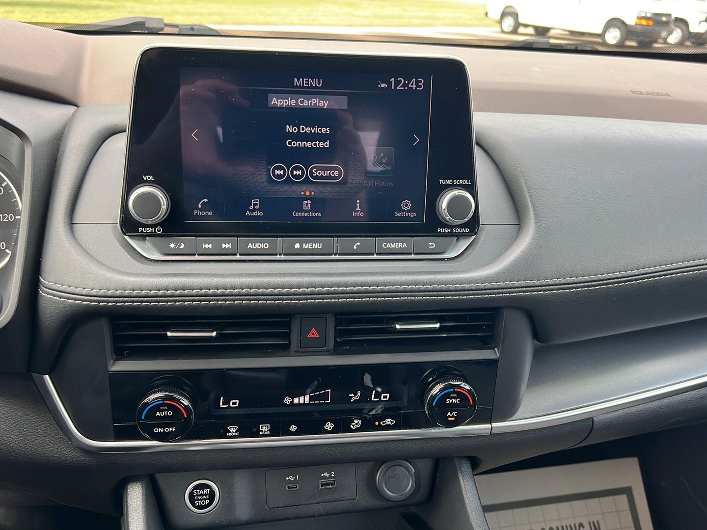 2023 Nissan Rogue SV photo 5