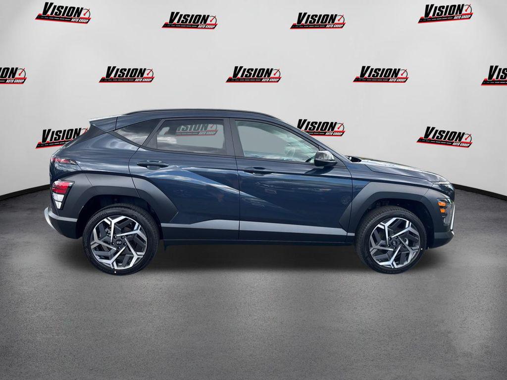 2026 Hyundai Kona SEL photo 4