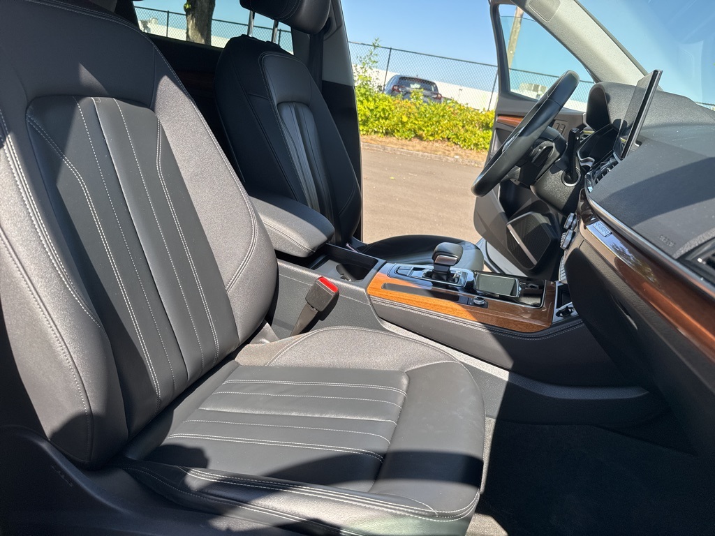 2023 Audi Q5 45 S line Premium photo 35