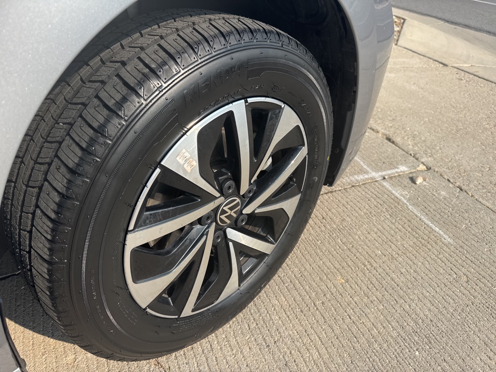 2024 Volkswagen Jetta 1.5T S photo 8