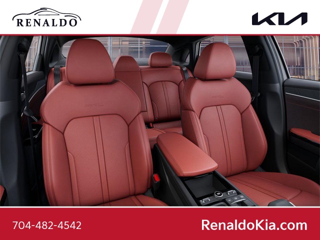 2025 Kia K5 GT-Line photo 12