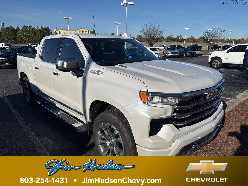 2023 Chevrolet Silverado 1500 High Country's photo