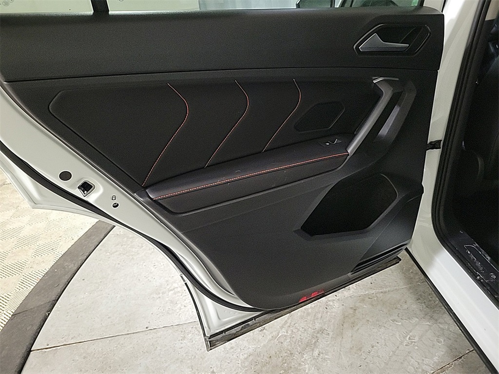 2024 VOLKSWAGEN TIGUAN - Image 22