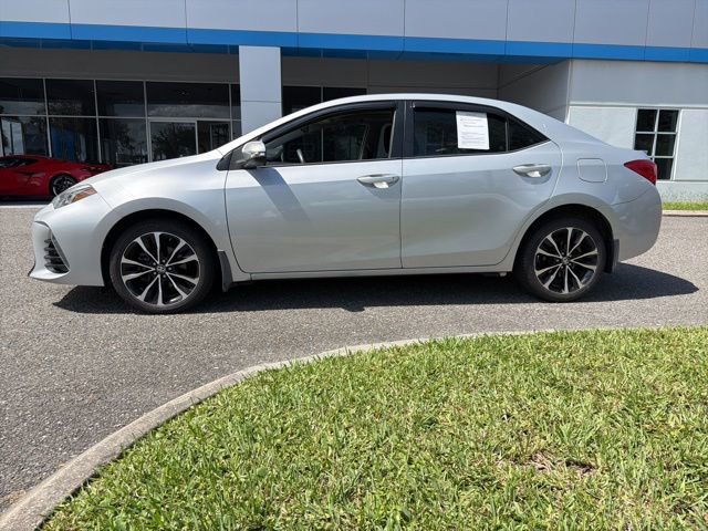 2017 Toyota Corolla L photo 3