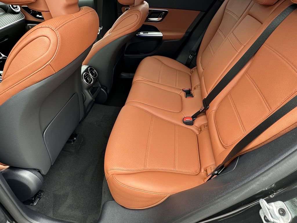 2025 Mercedes Benz GLC 350e 4MATIC photo 24