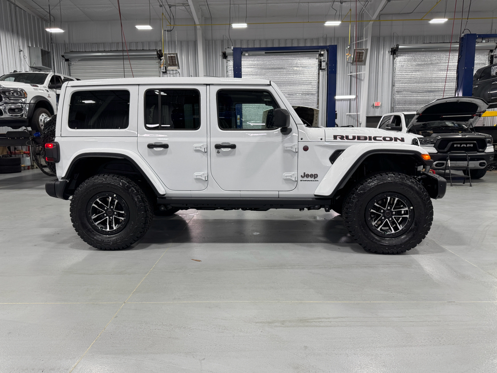 2025 Jeep Wrangler Rubicon X photo 15