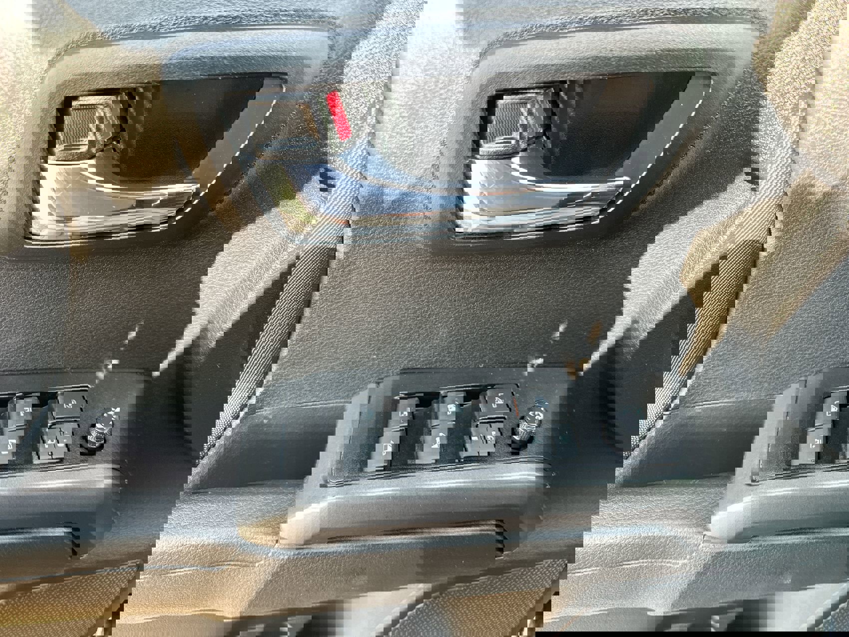 2023 Toyota Tacoma SR5 Double Cab V6 photo 13