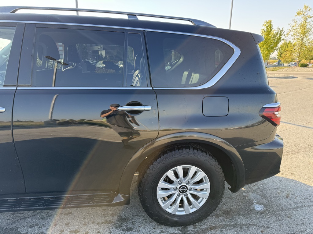 2021 Nissan Armada SV photo 2