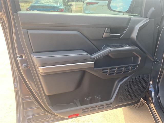 2025 Toyota Tacoma SR5 4x4 Double Cab photo 14