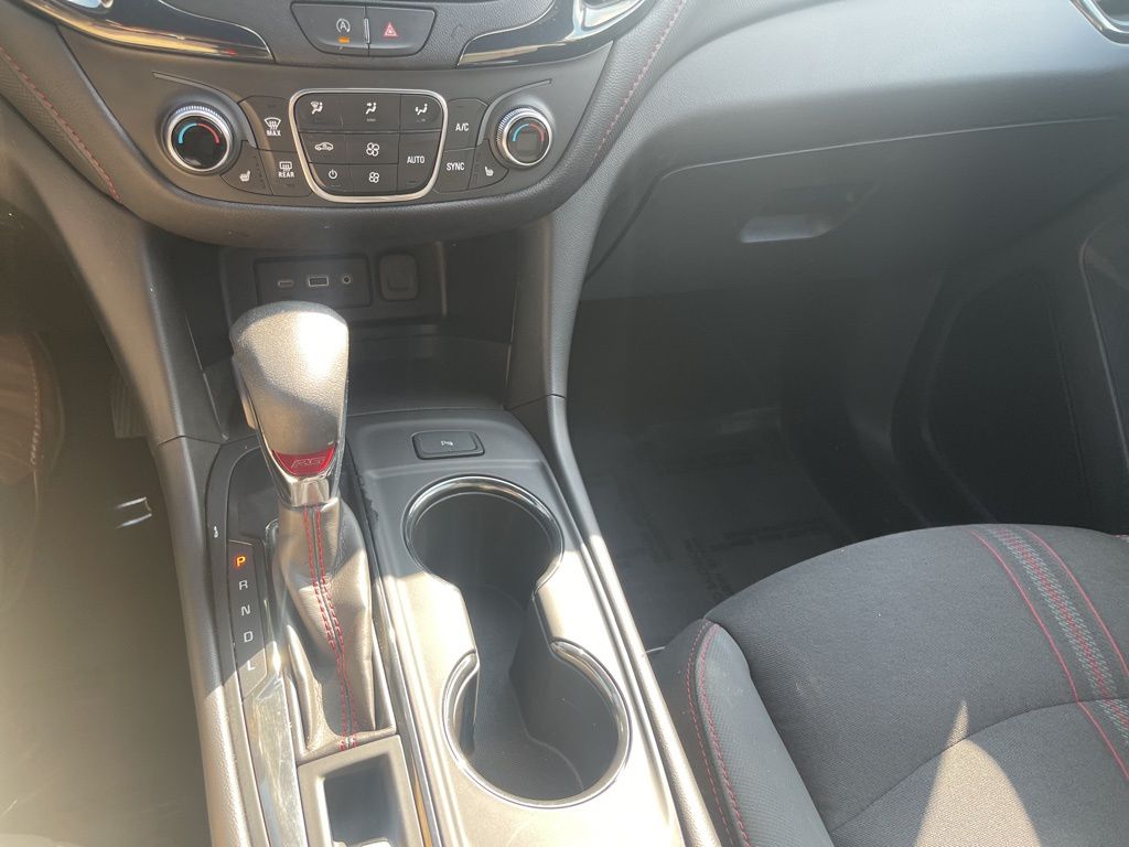 2022 Chevrolet Equinox RS photo 16
