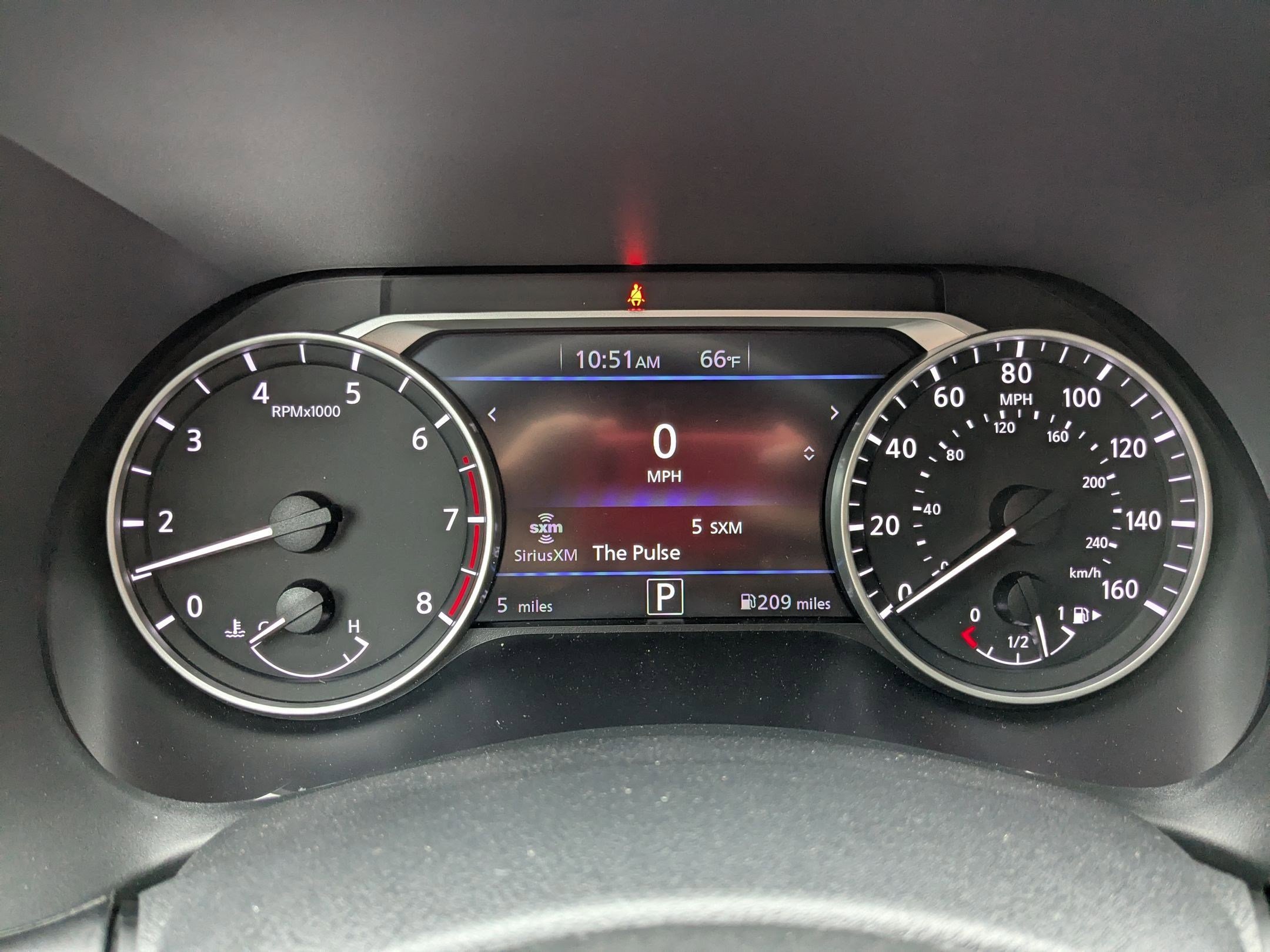 2025 Nissan Sentra SV photo 11