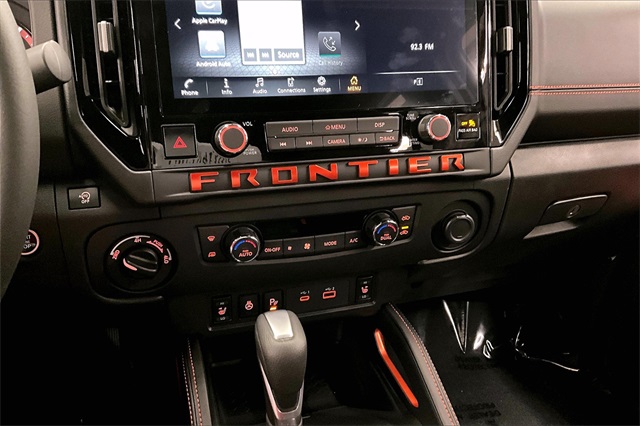 2025 Nissan Frontier PRO-4X photo 22