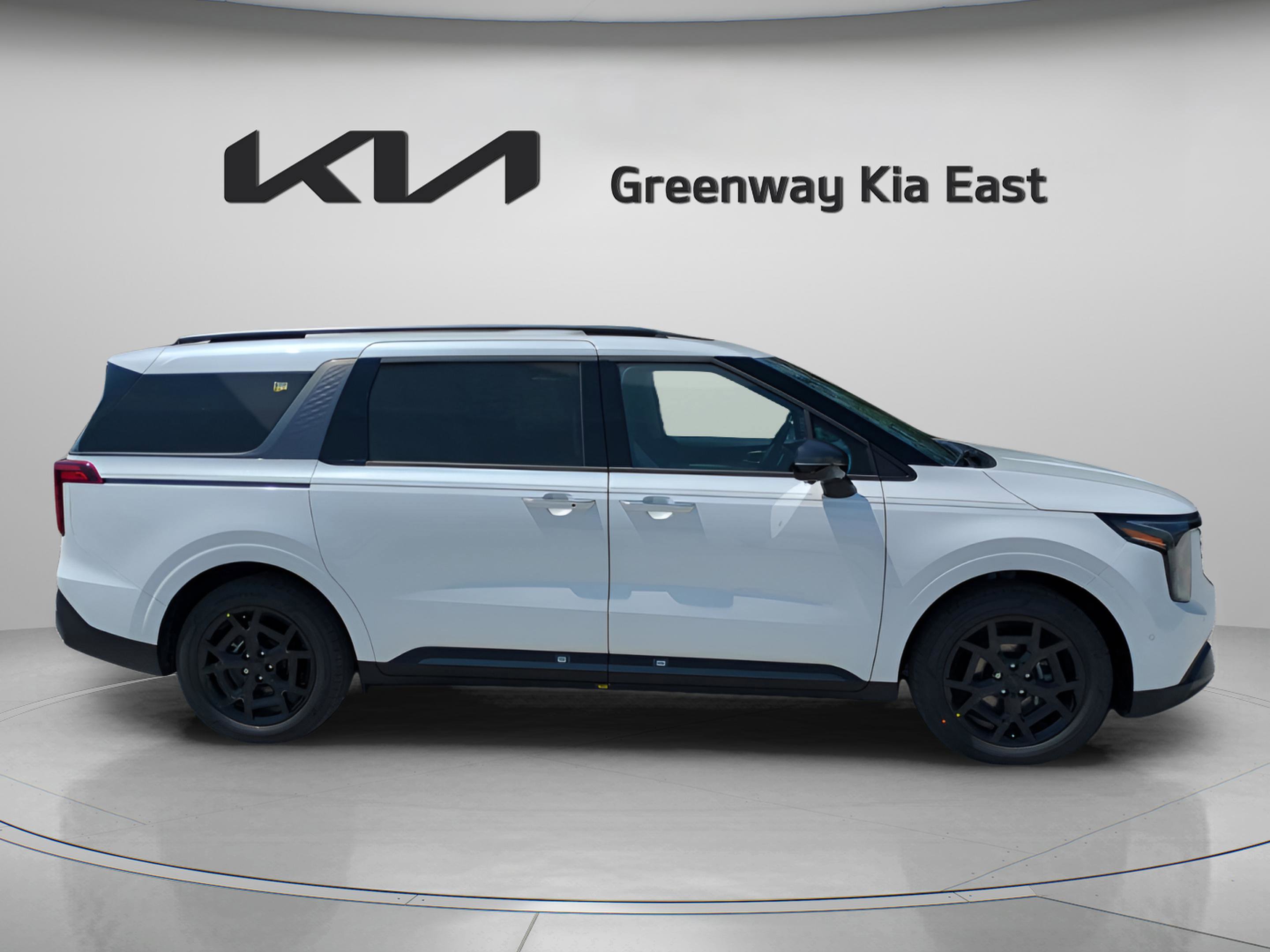 2026 Kia Carnival SX photo 7