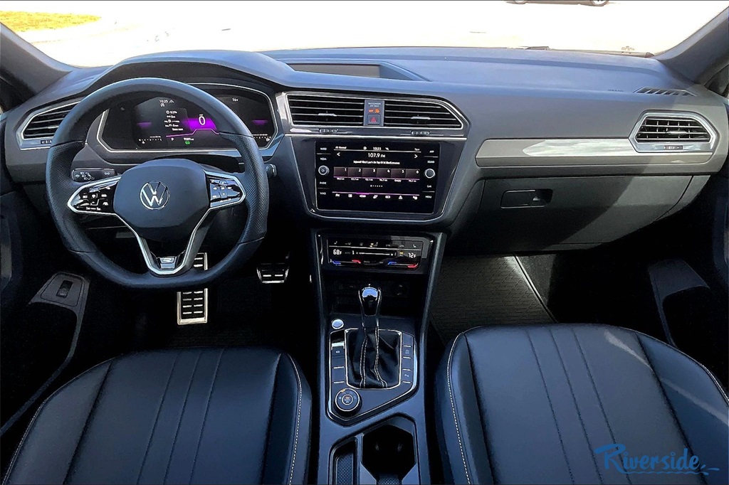 2024 Volkswagen Tiguan SE R-Line Black photo 5