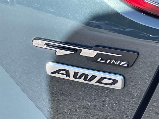 2022 Kia Stinger GT-Line photo 12