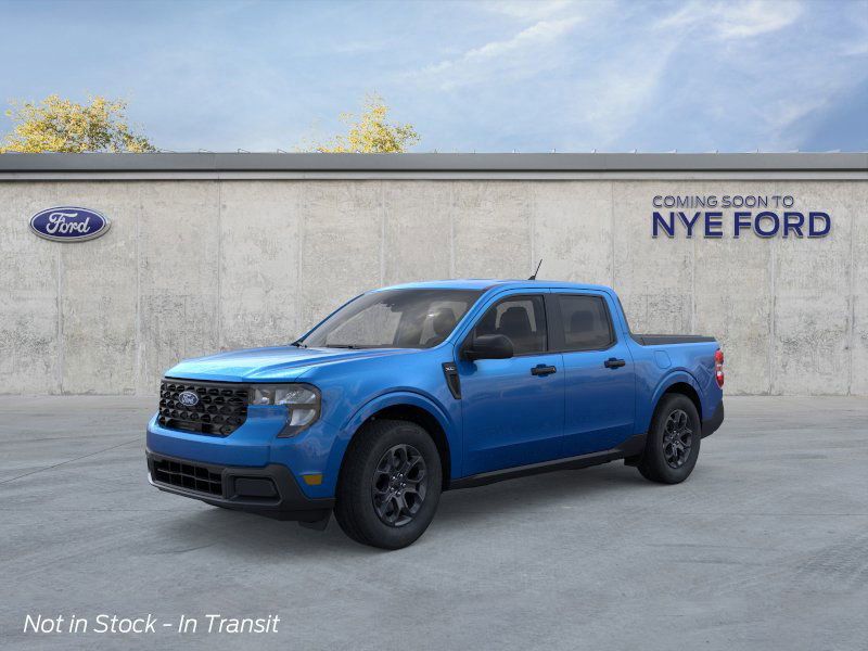 2025 Ford Maverick XLT photo 2