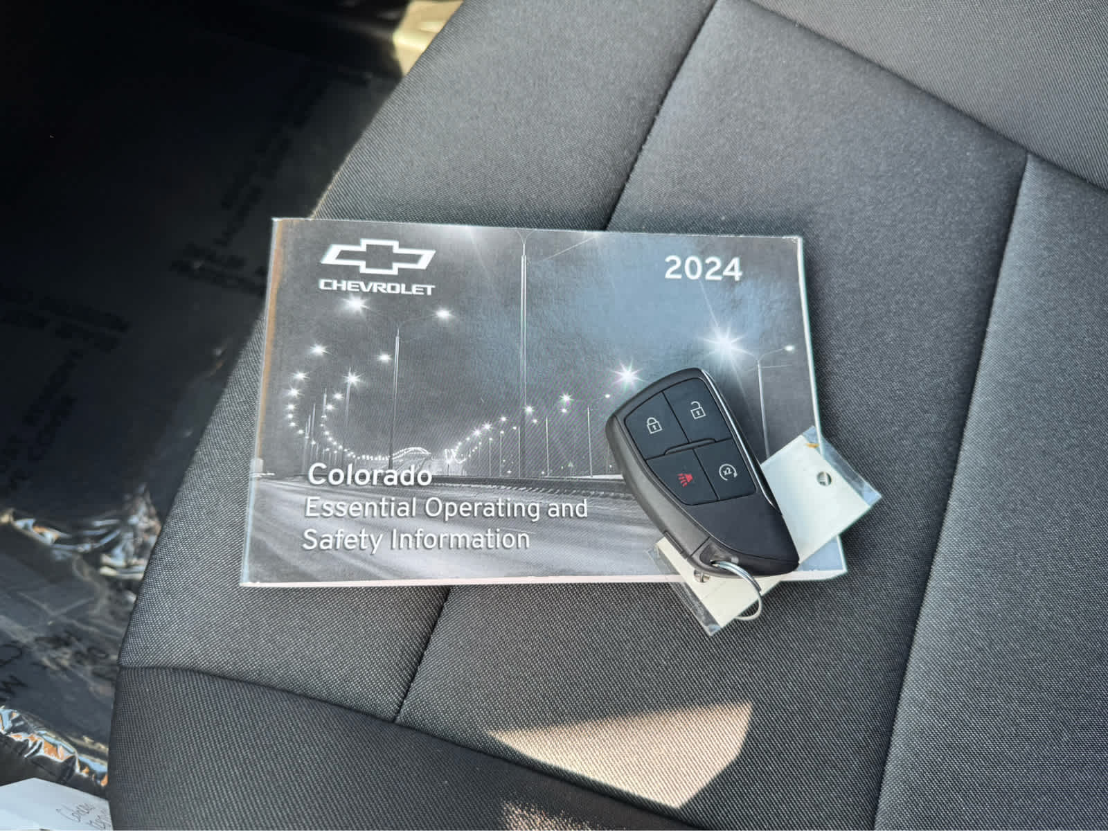2024 Chevrolet Colorado Trail Boss photo 25