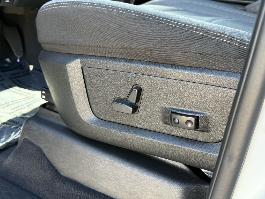2024 Ram 2500 Big Horn photo 17