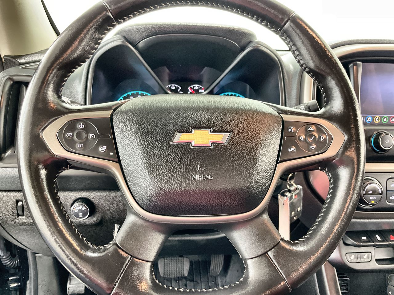 2020 Chevrolet Colorado Z71 photo 12