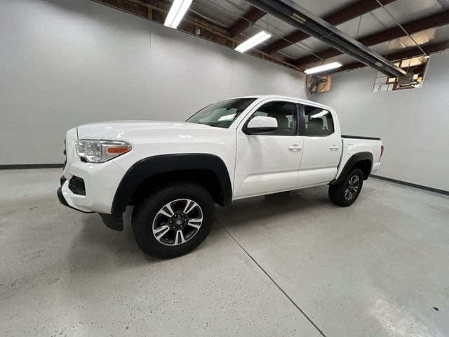 2016 Toyota Tacoma SR photo 4