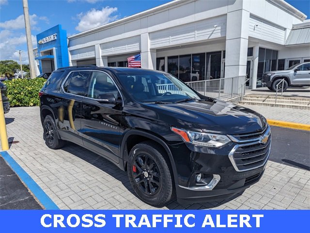 Used 2019 Chevrolet Traverse 3LT with VIN 1GNERHKW8KJ190565 for sale in Lauderhill, FL