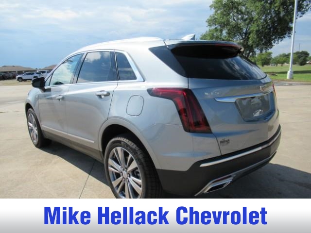 2025 Cadillac XT5 Premium Luxury photo 2