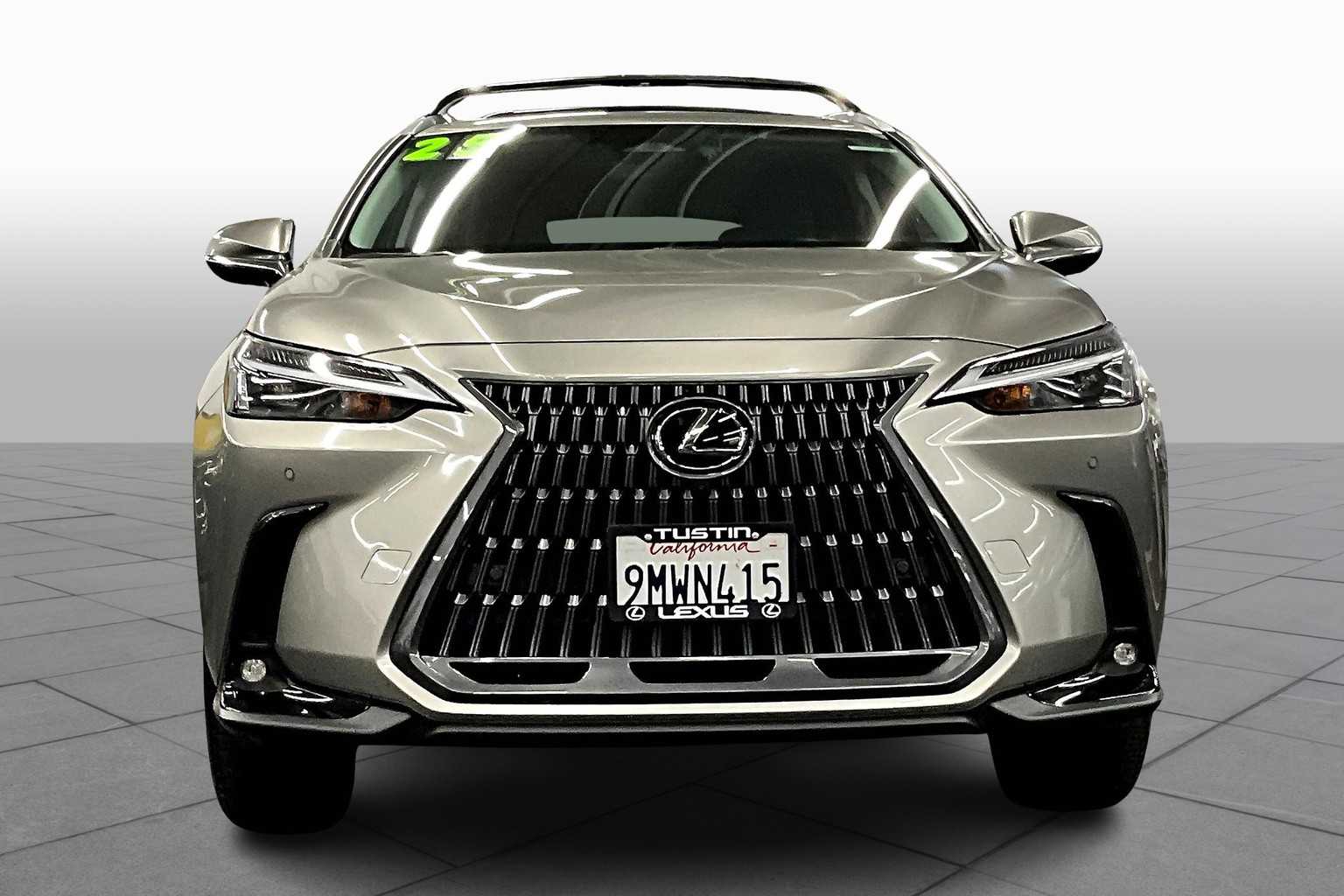 2025 Lexus NX Premium AWD photo 3