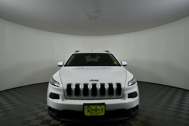 2016 Jeep Cherokee Latitude photo 3