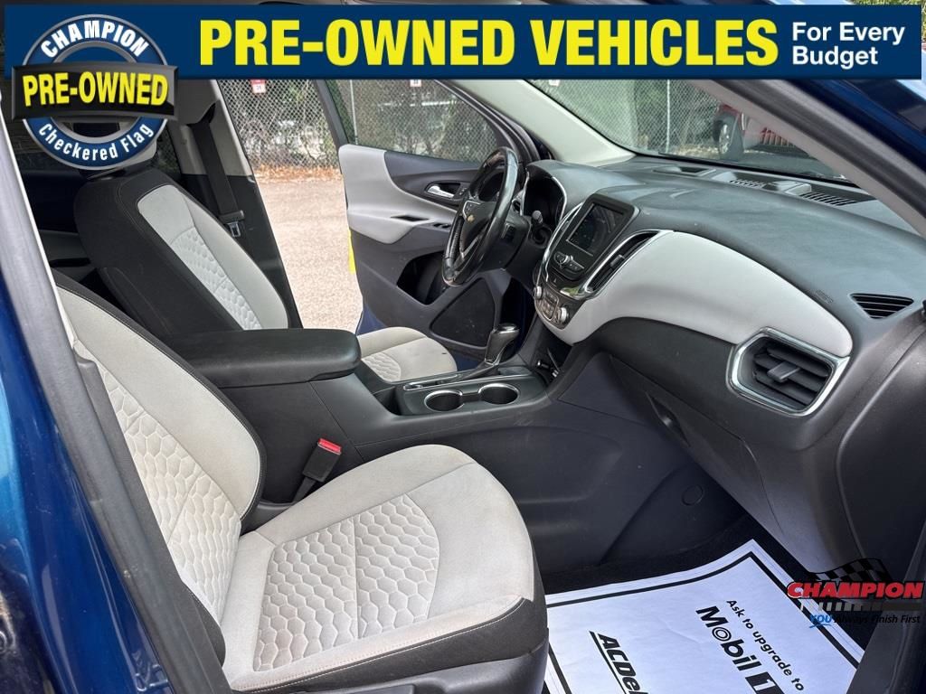 2020 Chevrolet Equinox LT photo 16