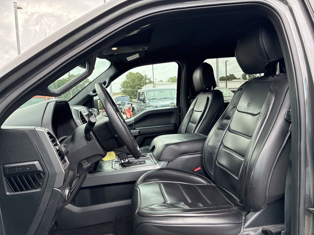 2019 Ford F-150 XLT photo 10