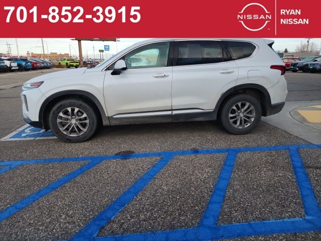 2020 Hyundai Santa Fe SEL photo 2