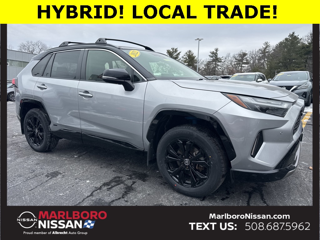 2022 Toyota RAV4 XSE's photo
