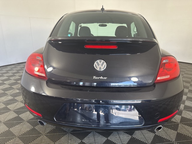 2012 Volkswagen Beetle photo 19