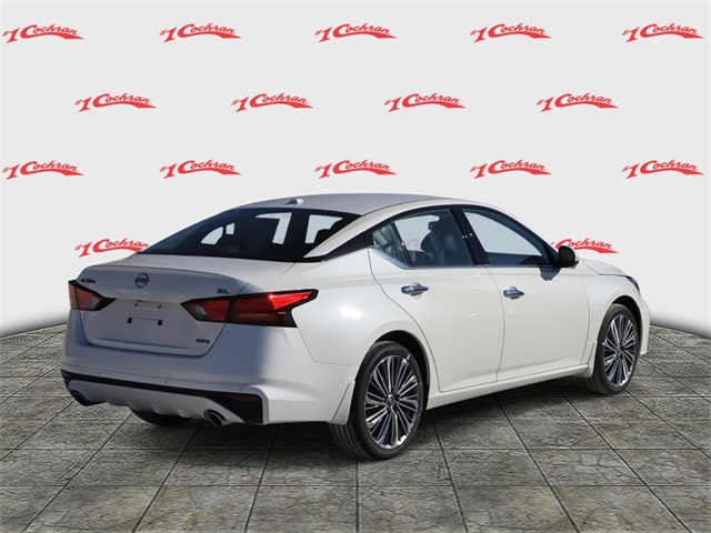 2025 Nissan Altima 2.5 SL photo 3