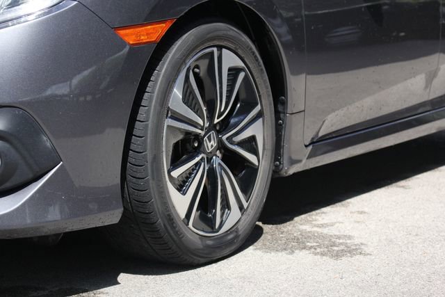 2018 Honda Civic EX-T photo 4