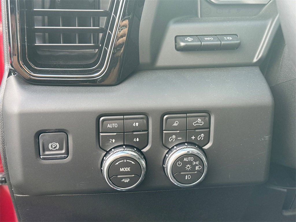 2026 Gmc Sierra 2500 HD AT4X photo 17