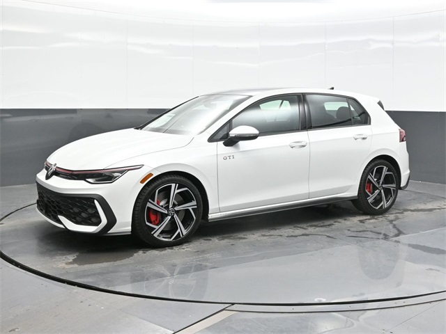 2025 Volkswagen Golf GTI SE photo 4