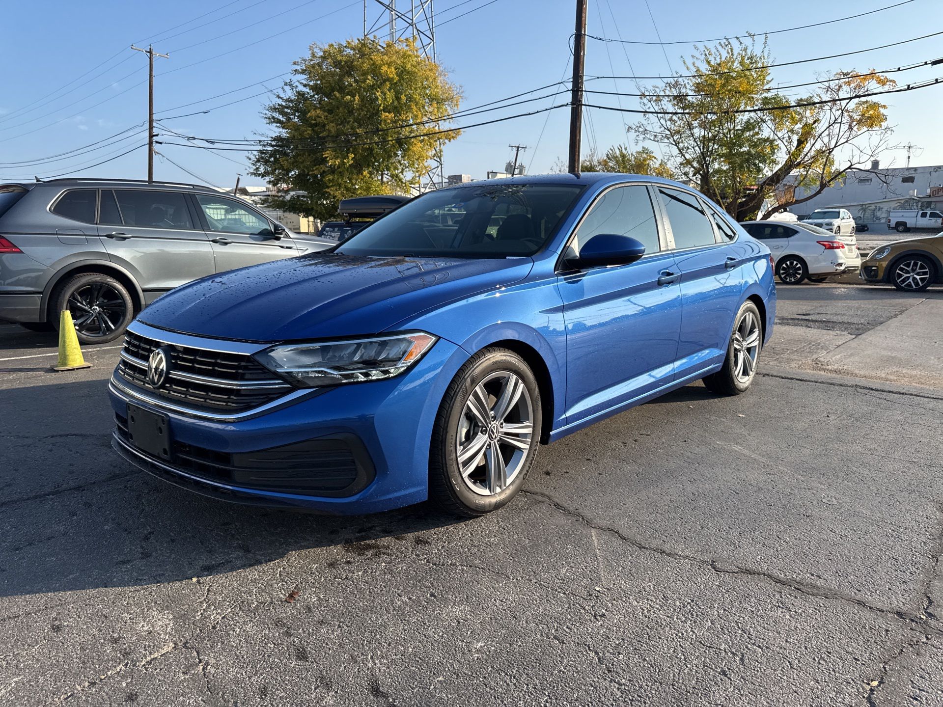 2023 Volkswagen Jetta SE's photo