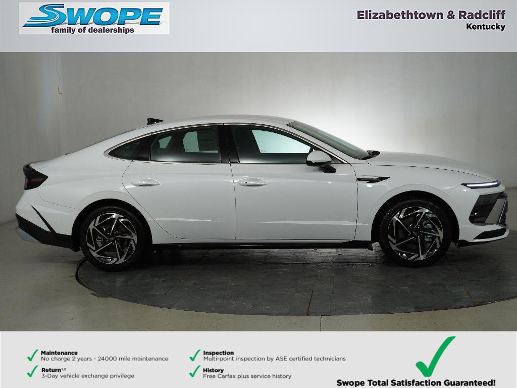 2026 Hyundai Sonata SEL Sport photo 2